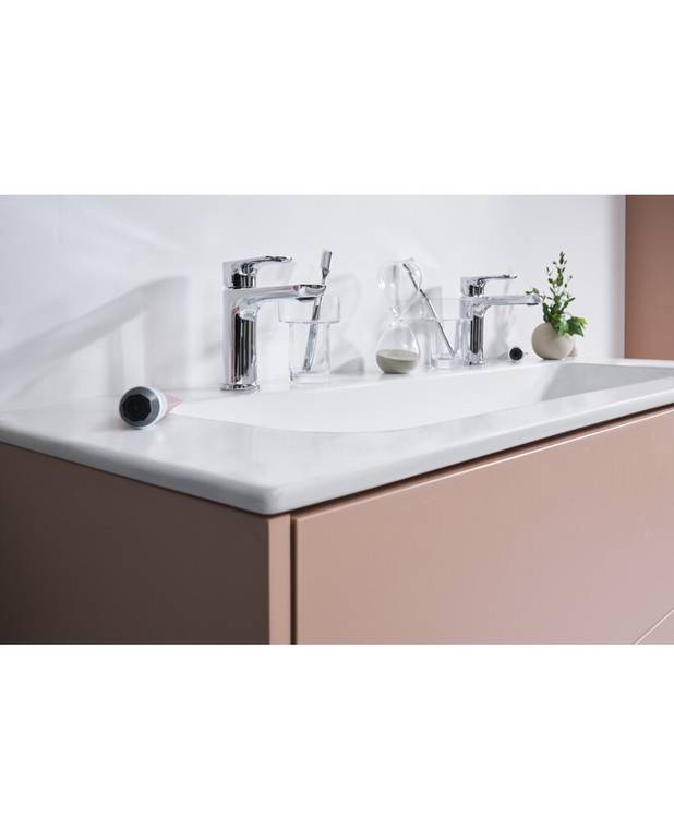 Washbasin mixer Estetic - Organic design idiom
Eco-stop, adjustable maximum flow
Available in chrome, Matt black and Matt white