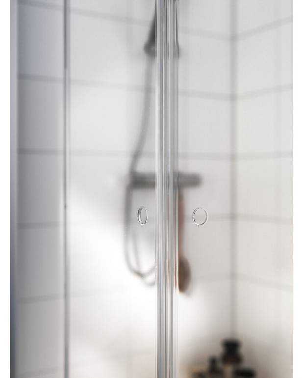 Square Foldable shower door corner set - Foldable door, takes up less space
Can be used even in tight spaces where the folding function solves the problem
Corner configuration specified as 