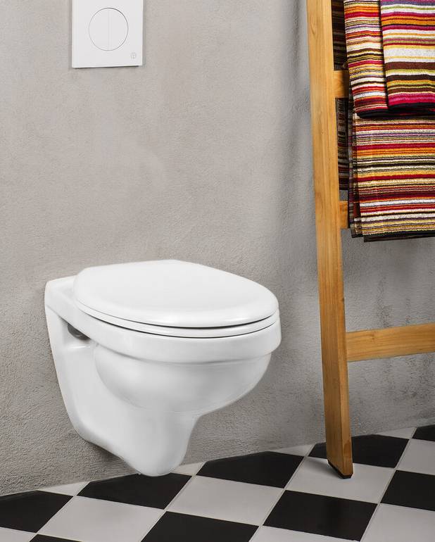 3530 Nordic3 WC-skål til vægmontering - Funktionelt design, skandinaviske standardmål
Glaseret under skylleranden enklere rengøring
Passer til Gustavsbergs eget fikstursystem Triomont