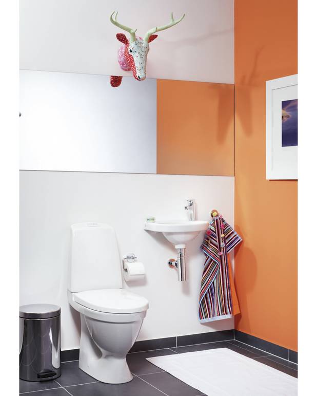 Toilet Nautic 5510 - concealed P-trap - 