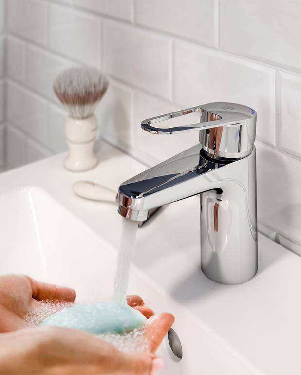 Washbasin mixer New Nautic - Contains less than 0.1% lead 
Energy Class A
Cold-start, only cold water when the lever is in straight forward position