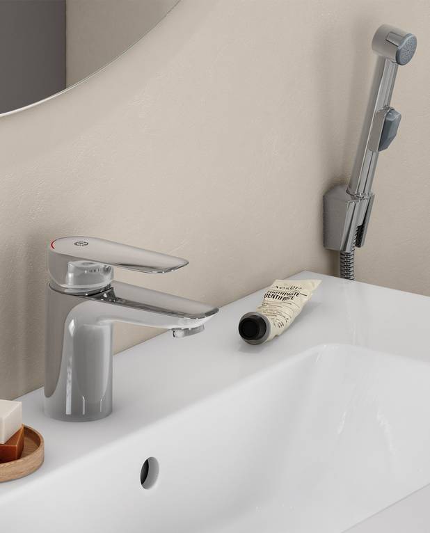 Washbasin mixer Atlantic - Lever with clear color marking for hot and cold
Soft move, technology for smooth and precise handling
Adjustable max temperature for scald protection