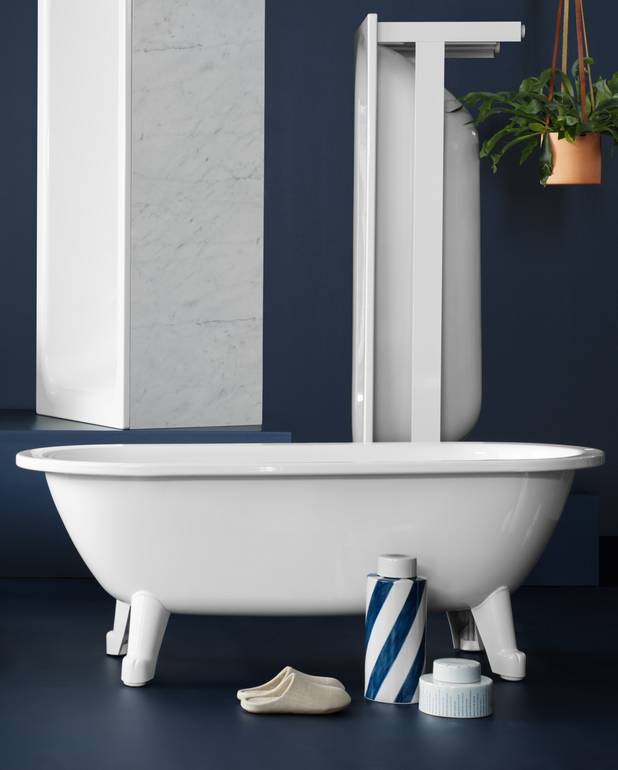 Freestanding bathtub Duo 1580x680 White, with white feet Gustavsberg
