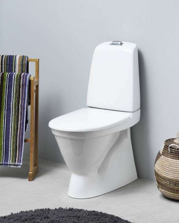 Toilet Nautic 5500 - skjult S-lås - Rengøringsvenligt og minimalistisk design
Heldækkende kondensfri skyllecisterne
Ergonomisk forhøjet skylleknap