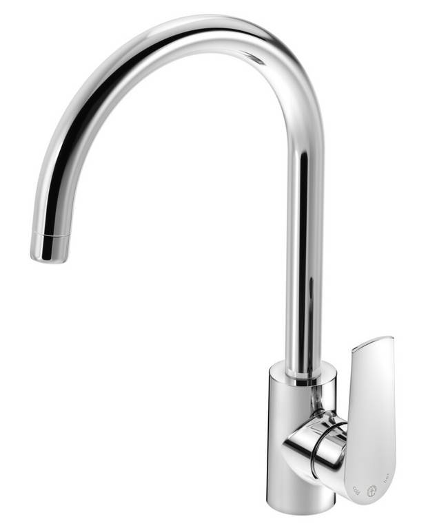 Kitchen mixer Dynamic - high spout - Modern design
Pivoting spout 110°
Ceramic cartridge ensures non-drip operation and longevity