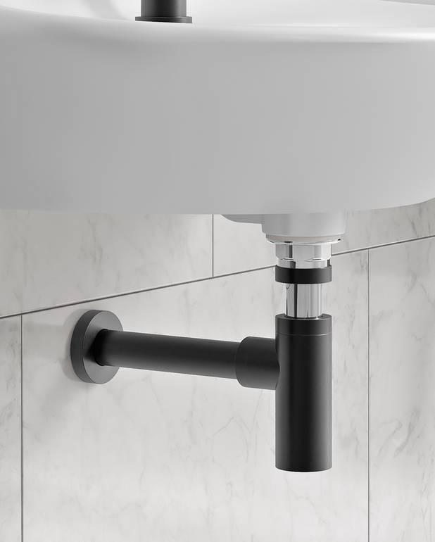 Water trap Round, wall connection - An exclusive design
Made of brass
Adjustable height and depth