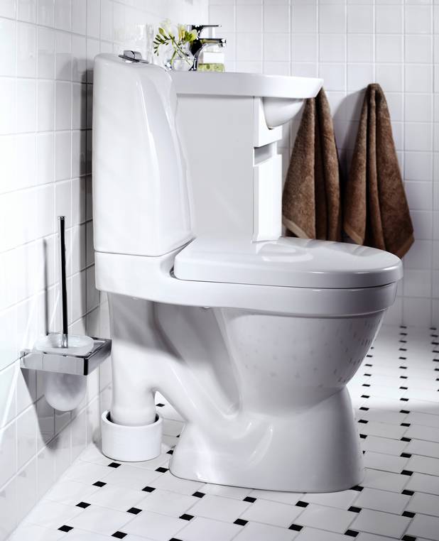 Toalettstol Nautic 5591 - öppet s-lås, stor fot - Städvänlig och minimalistisk design
Heltäckande kondensfri spolcistern
Stor fot: täcker märken efter gammal toalett