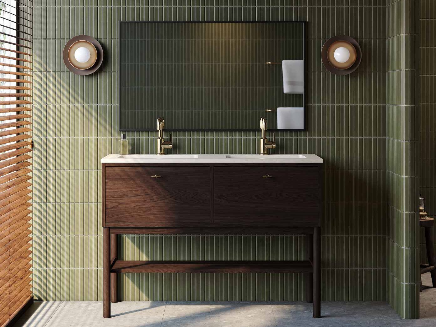 Badrumsmöbel Ducentic i mörkbrunt trä i ett badrum med grönt kakel.