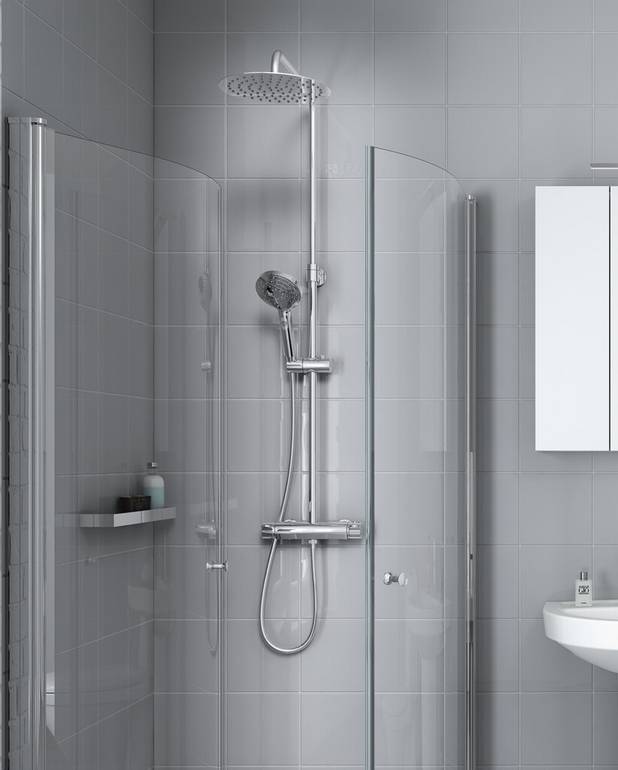  - Super slim head shower with generous water flow
3-functional hand shower with a pushbutton
Mixer with smart features in a timeless design