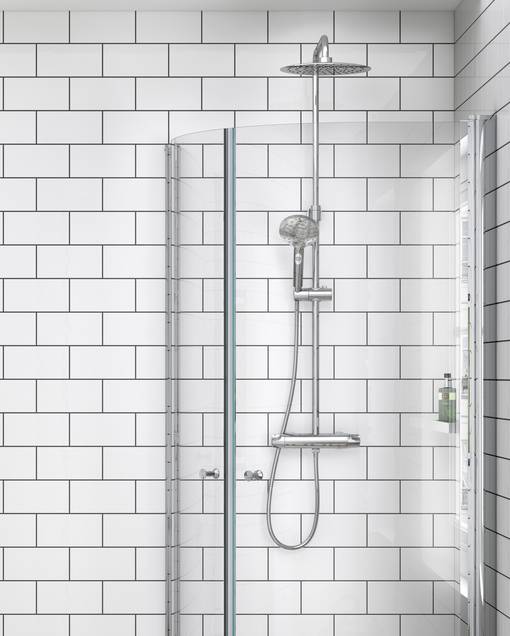 Shower column Nautic Round - Super slim head shower with generous water flow
3-functional hand shower with a pushbutton
Mixer with pure, unbroken lines and soft contours