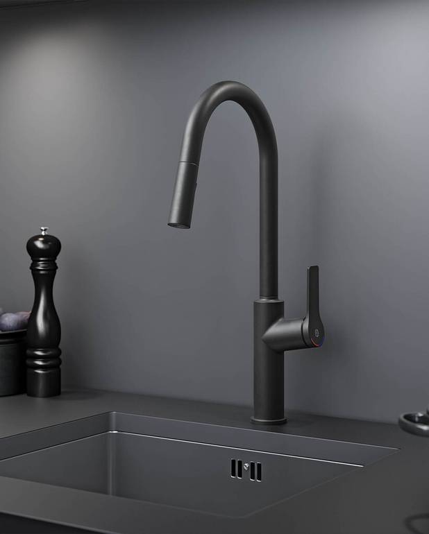 Kitchen mixer Epic - Pull out - With pull out handshower
Soft move, technology for smooth and precise handling
Eco-flow for water and energy efficiency