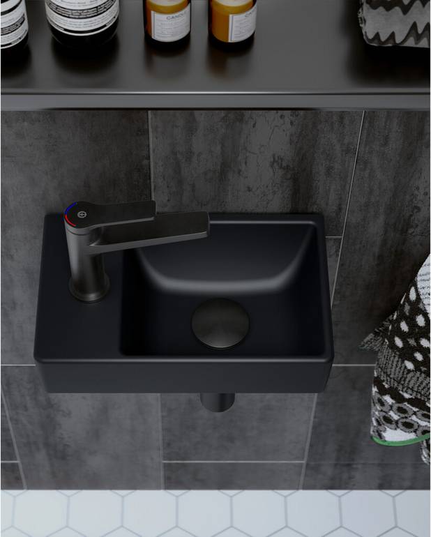 Väike vannitoavalamu Artic 4369 –poltkinnituseks 36 cm - Väike mudel
Sobib kitsastesse ruumidesse
Poltkinnituseks