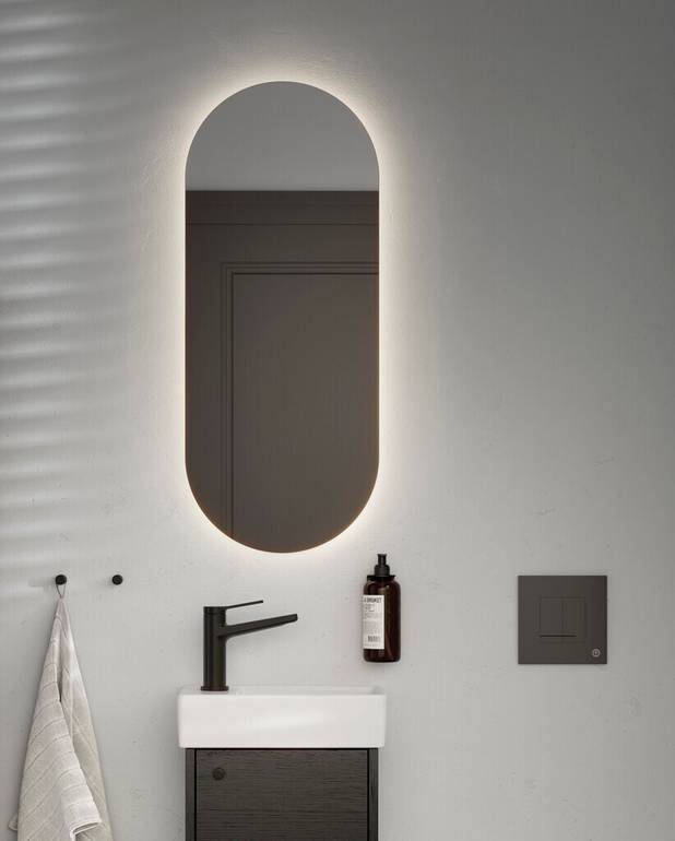 Mirror with back light - Back lighted mirror for a pleasant mood light
IP44-class
Light source: LED