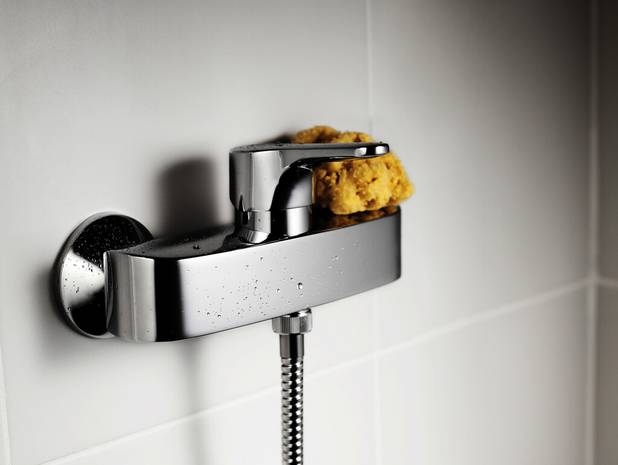 Shower mixer Nautic - single-lever - Can be combined with all kitchen or bathroom spouts
Adjustable comfort flow can be activated as needed
Plugged connections for extra water outlets