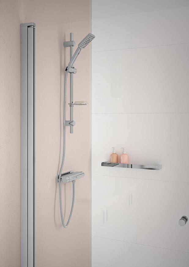 Shower mixer Estetic  - Thermostat - Safe Touch, minimizes the heat on the front of the mixer
Maintains even water temperature during temperature changes
Combines nicely with our various shower sets