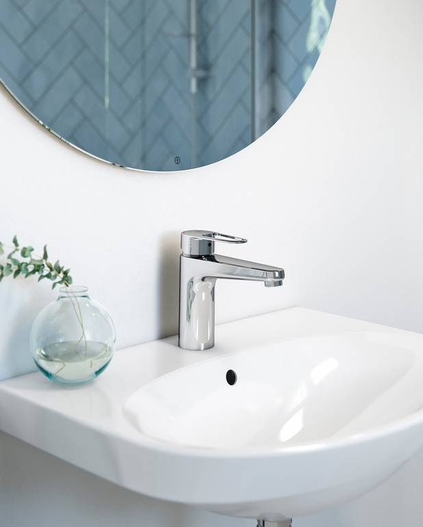 Washbasin mixer New Nautic, 150mm spout - Contains less than 0.1% lead 
Energy class A
Cold-start, only cold water when the lever is in straight forward position