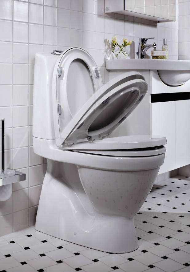 Toilet Nautic 5510 - skjult P-lås - Rengøringsvenligt og minimalistisk design
Heldækkende kondensfri skyllecisterne
Ergonomisk forhøjet skylleknap