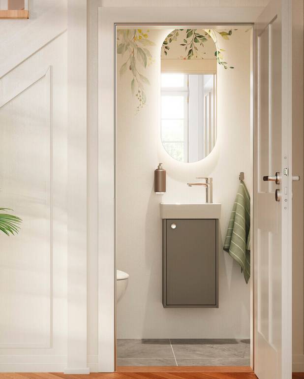 Tvättställsskåp Artic Small - Dörr med Soft Close för mjuk stängning
Öppning i skåpet för avlopp mot golv
Material: fukttrög spånskiva klassad för badrum