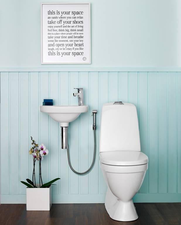 Toalettstol Nautic 1500 - dolt s-lås, Hygienic Flush - Städvänlig och minimalistisk design
Med öppen spolkant för enklare rengöring
Heltäckande kondensfri spolcistern