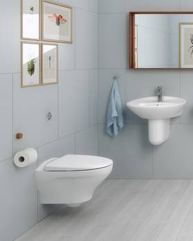 Pakabinamas tualetas 8330, su „Hygienic Flush“ funkcija