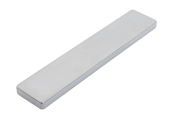 Magnetic strip - first