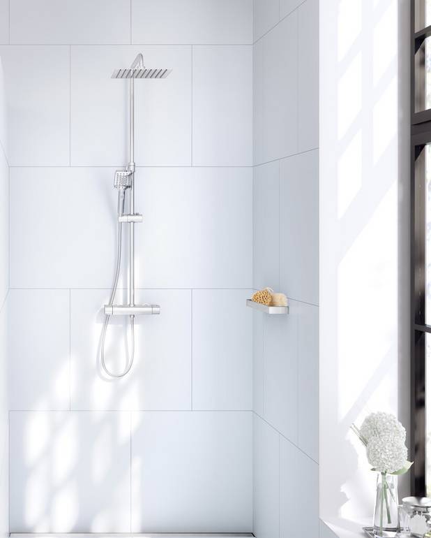 Shower column Skandic Square - Super slim head shower with generous water flow
3-functional hand shower with a pushbutton
Mixer with smart features in a timeless design