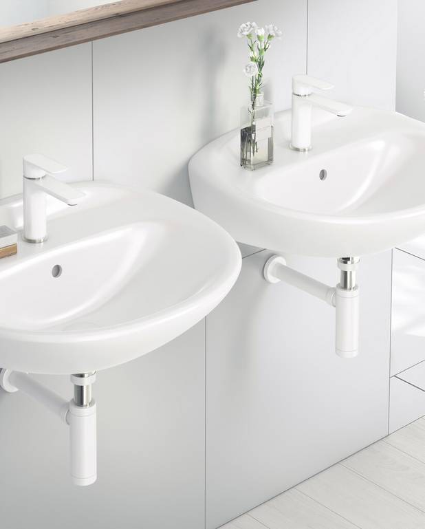 Bathroom sink Estetic 410360 - bolt mounting 60 cm - Completely concealed brackets for neat installation
Porcelain push-down valve
Ceramicplus for quick, eco-friendly cleaning