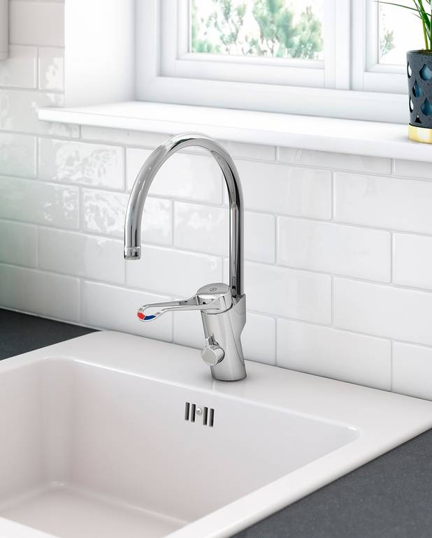 Kitchen mixer New Nautic Care - high Spout - Contains less than 0.1% lead 
Energy class B
Equipted with elongated lever