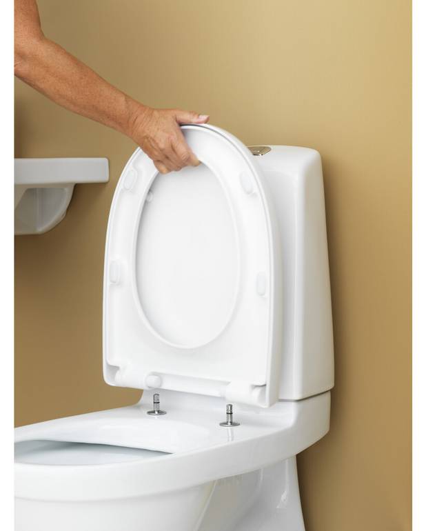 Toilet seat Nautic 9M26 - SC/QR - Fits all toilets in the Nautic series
Soft Close (SC) for quiet and soft closing
Quick Release (QR) easy to lift off for easier cleaning