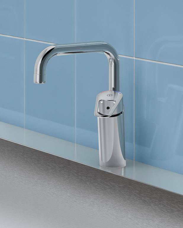 Wash trough mixer New Nautic - Easy grip lever with clear colour marking for hot and cold
Fixed spout (60° and 110° as option)
Patented quick fixation nut for easy installation