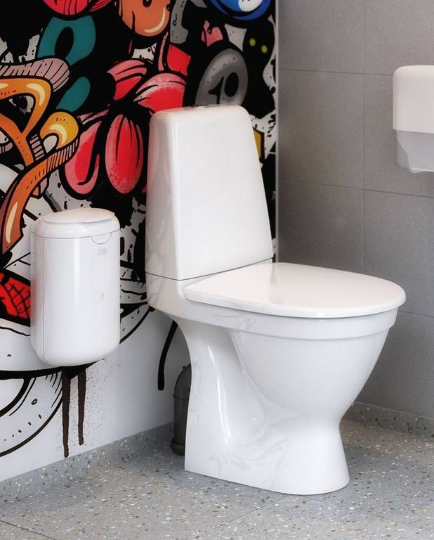 WC-istuin Public 6610 - piilotettu p-lukko, hygieeninen huuhtelu - Kestävä painike ruostumatonta terästä, soveltuu julkisiin käymälöihin
Avoin huuhtelureuna helpottaa puhdistusta
Ceramicplus-pinta nopeaan ja ympäristöystävälliseen puhdistukseen