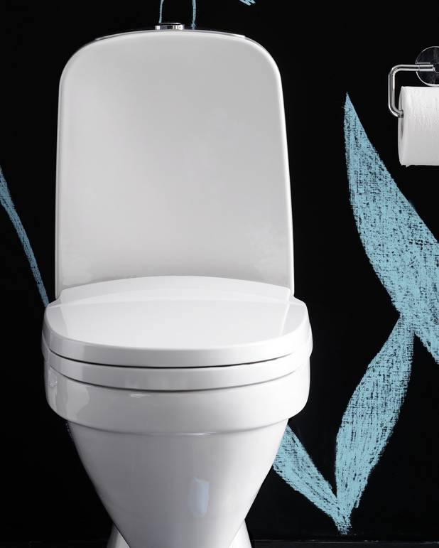 WC-sæde Nordic 23XX – Soft Close (SC) - Soft Close (SC) for at opnå en lydløs og blød lukning
Passer til alle toiletter i Nordic 23XX-serien
Se billede på cisterne og skylleknap for at identificere toiletmodellen