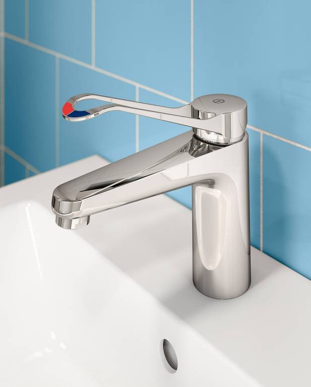 Håndvaskarmatur Ny Nautic - 150 mm tud - Indeholder mindre end 0,1 % bly 
Energiklasse A
Udstyret med forlænget greb