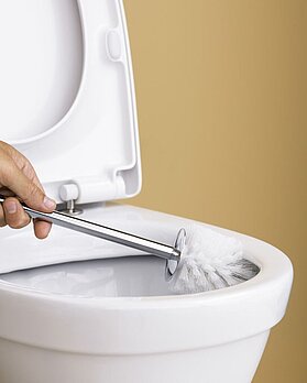 WC-istuin Nautic 1500 - piilo S-lukko, Hygienic Flush. - Avoimella huuhtelukauluksella helpottamaan puhtaanapitoa