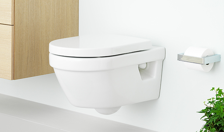 Væghængt toilet med Hygienic Flush 5G84