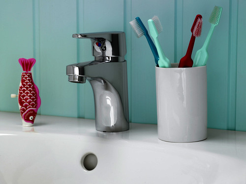 Håndvaskarmatur Nautic - Energiklasse A, sparer vand og energi 
Indeholder mindre end 0,1 % bly
Justerbart komfortflow og justerbar komforttemperatur