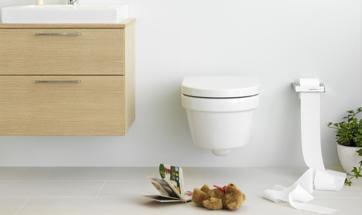 Wall hung toilet with hygienic flush Gustavsberg